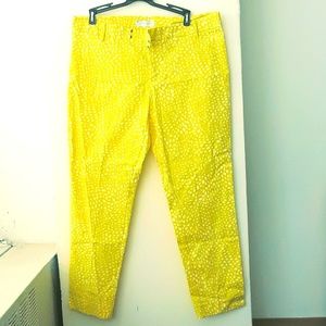 Gap Yellow and white printed capris